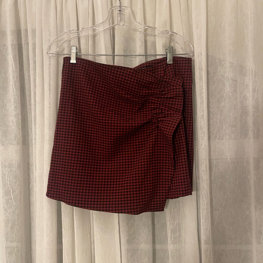 Burgundy and Black Plaid Mini Skort LARGE ZARA